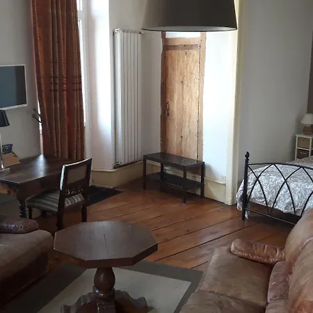 D'hotes Belle Occitane לינה וארוחת בוקר 3*